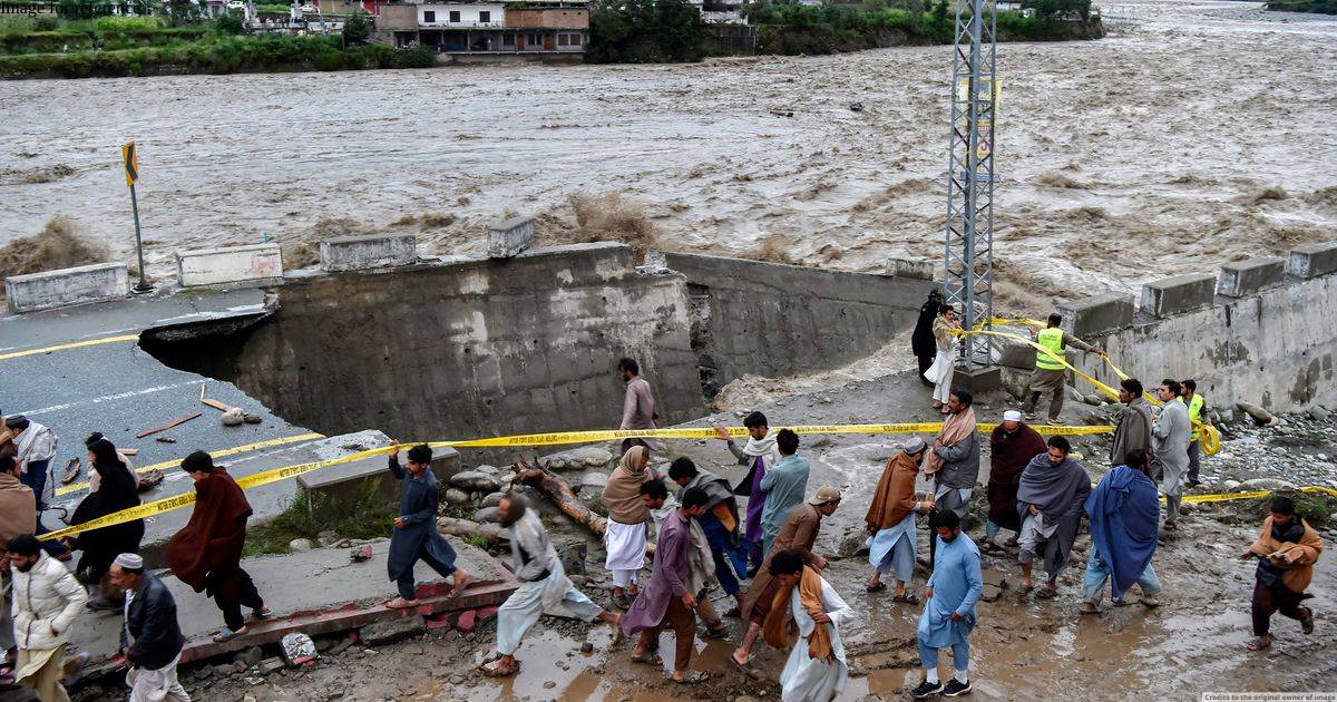 Around 1,700 people killed, over 12,800 injured in Pakistan's rain, flood